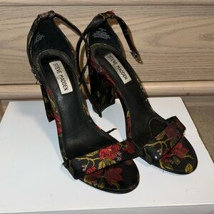 Steve Madden Carson Rose Heels